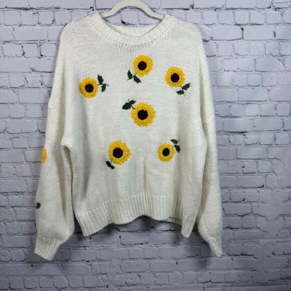Forever 21 Sunflower Embroidered Sweater Size Large